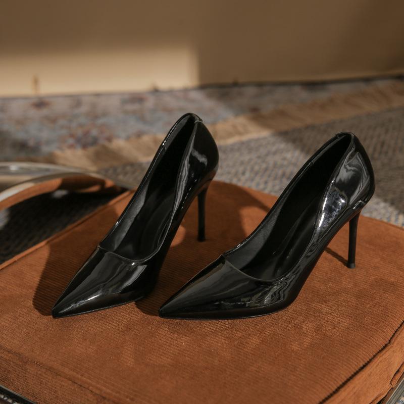 2025 New Women's Non-Chafing Nude High Heels - Sexy Patent Leather Stiletto Pointed Toe Soft Leather Bridesmaid Shoes XCY-930-1
