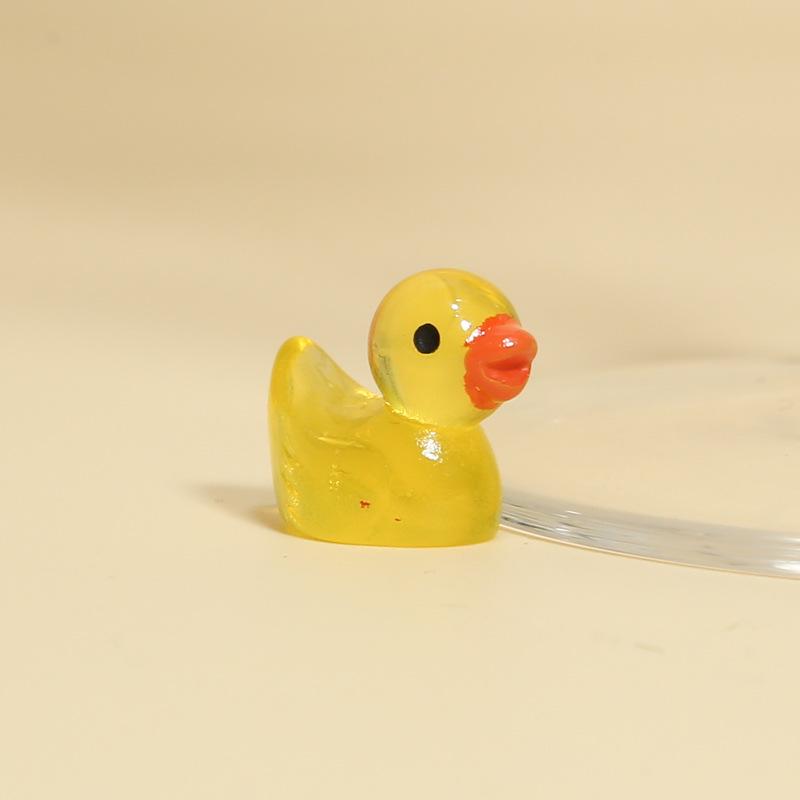 Miniature Colorful Luminous Duck Resin Ornaments for Micro Landscape and Moss Decor