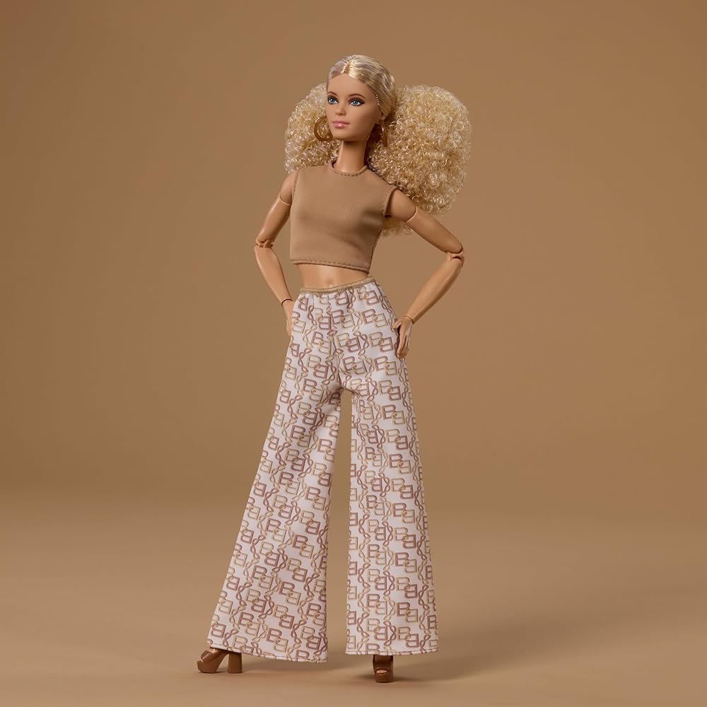 Кукла Barbie Basics Модель 07 Signature с длинными кудрявыми волосами и шарнирным телом для коллекционеров от 6 лет
