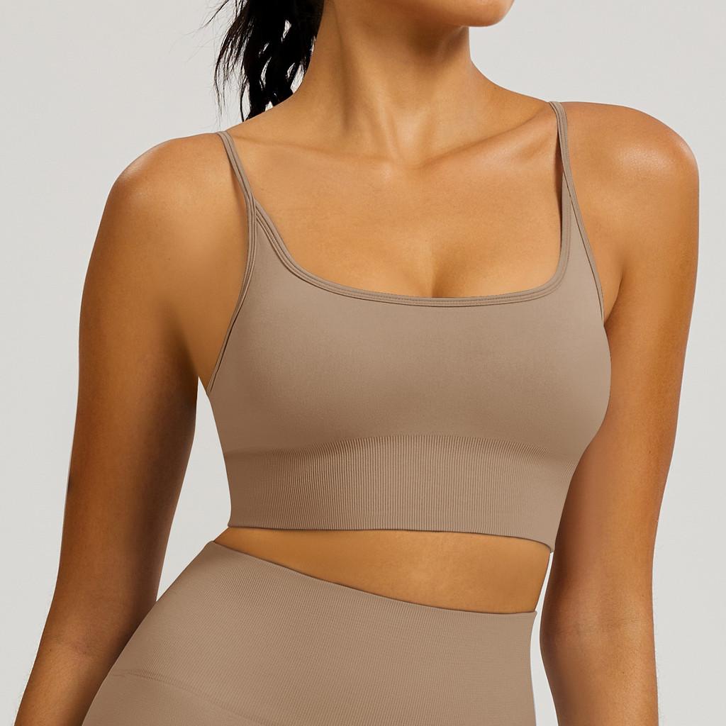 Seamless Yoga Set With Quick Dry Fabric For Women Fitness And Workout Enthusiasts