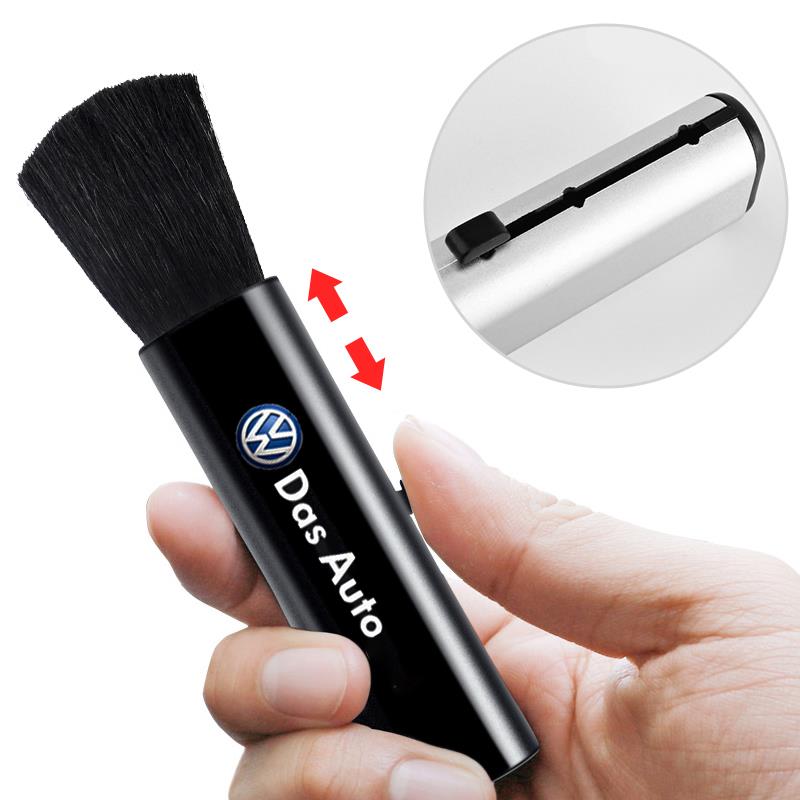 Car Retractable Cleaning Brush Air Conditioner Convenient Brush For Volkswagen Golf Sharan Beetle Touareg Jetta Sticker JSQJS-VW F333