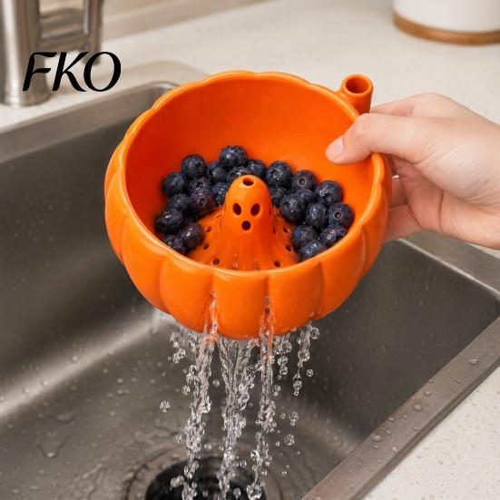 Ghost Face Berry Bowl Halloween Swirl Bowl, Center Wash with 360 Degree Rotating Vortex Handmade Tableware Spin Function, PLA Fruit Strainer