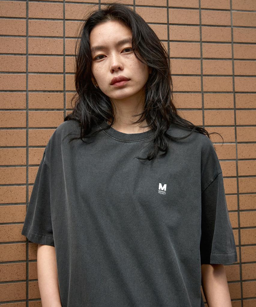 MINIMALPROJECT Pigment Small Logo Oversized Short Sleeve T-Shirt Mst145 [Dark Gray]
