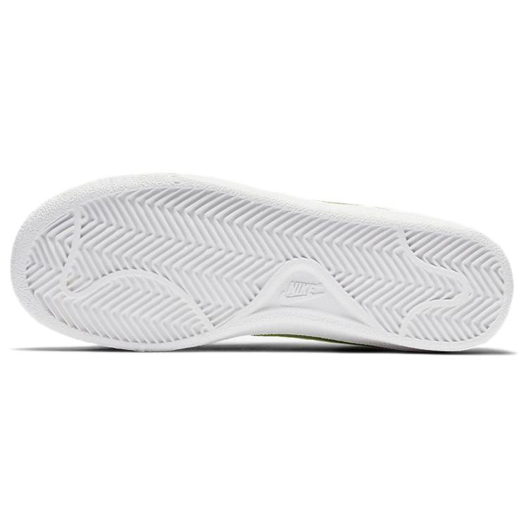 Nike Женские кроссовки Court Royale 'White Barely Volt' 749867-121