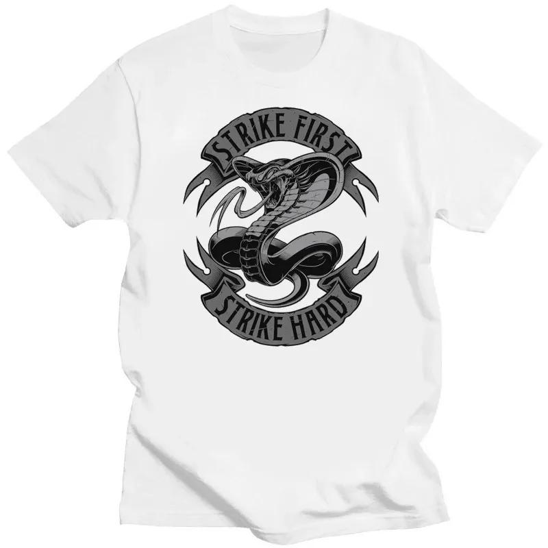 Винтажная футболка Cobra Kai Мужская футболка Уникальная футболка С коротким рукавом Малыш-каратист Ударь первым Ударь сильно Без пощады Топы Ropa Hombre