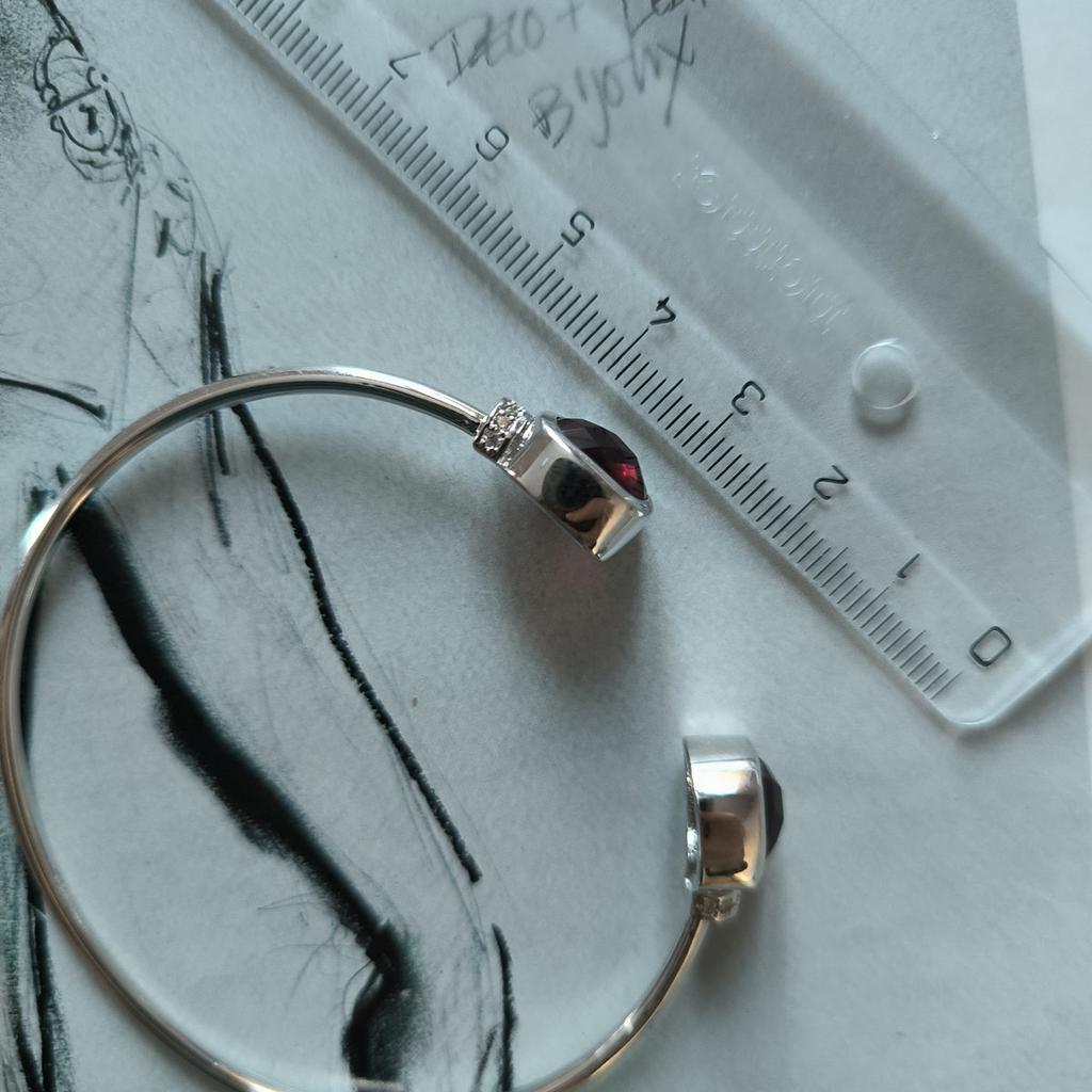 Серебряный браслет с искусственным гранатом nano 7.208ct, фианитами, вес изделия 10,28 гр (2206743)