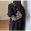 Large Capacity Bag for Women  New Retro Niche Design Single Shoulder Crossbody Bag Chain Women Dumpling Bag