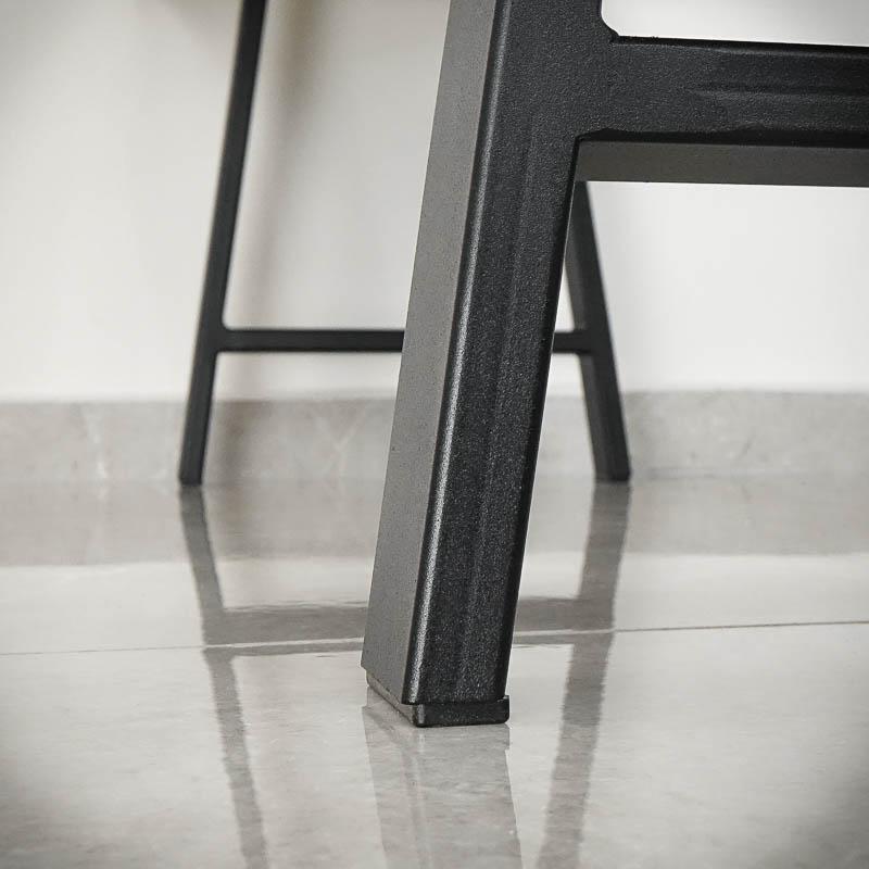 Leg type A 40x45 BLACK