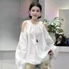 A Loose, Off-the-shoulder Long-sleeved T-shirt for Women's Wear, A Fashionable and Stylish Mid-length Top