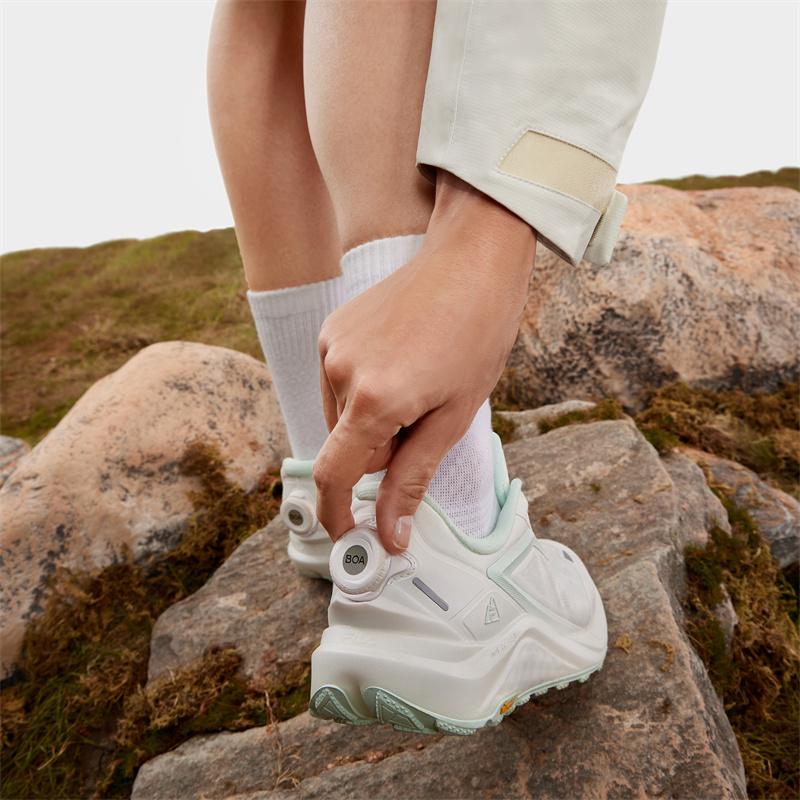 Fila Boa Слипоны Модные Универсальные Прочные Дышащие Низкие Кроссовки для улицы Женская обувь Ярко-белые A12W431204FBW