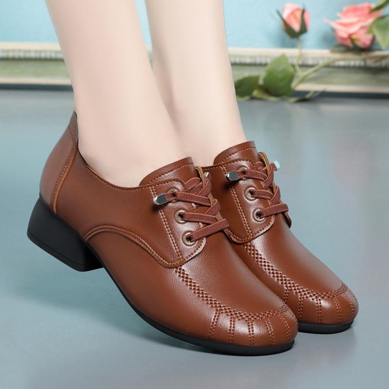 Spring Woman Lace-up Premium Breathable Leather Shoes Retro Casual Comfortable Versatile Soft Sole Square Heel Shoes