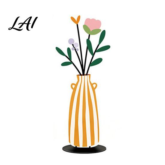 Dried Flower Holders Metal Vase Silhouette Tabletop Decor Sculptures Desktop Ornaments Creative Office Desk Ornaments Shape Decorations for
