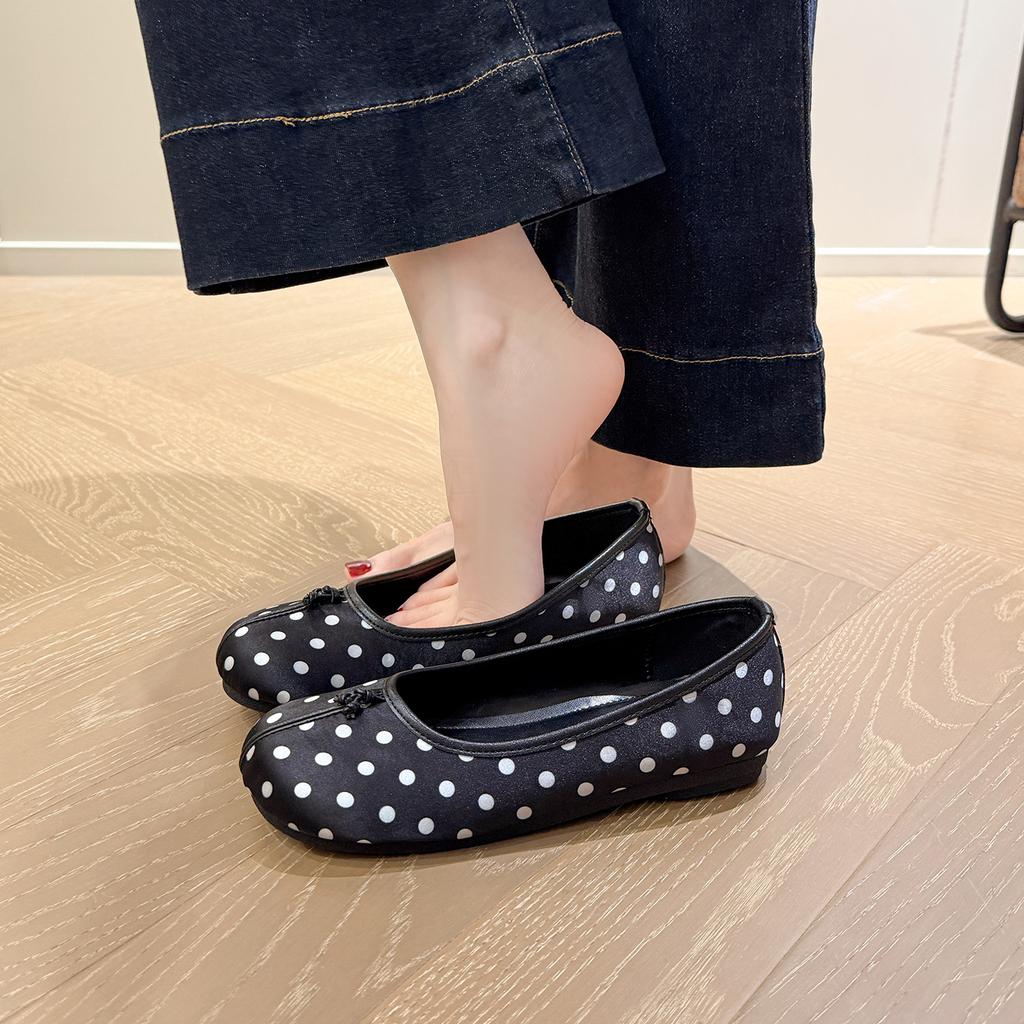 Polka dot beanie shoes women's shoes 2026 new summer fake toe pig's trotters lazy horseshoe shoes flat single shoes