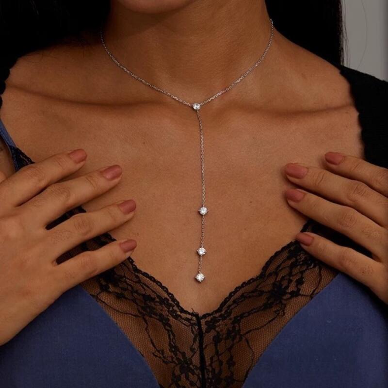 Sexy Exquisit Rhinestones Fine Chains Pendant Necklaces for Women Ladies Fashion Classic Charm Long Necklaces Party Jewelry Gift