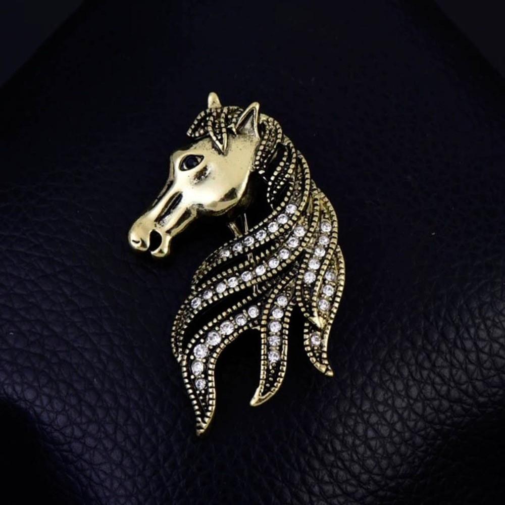 Crystal Vintage Horse Brooch Luxury New Year Lapel Pin Decor Retro Animal Brooch Men's Suit