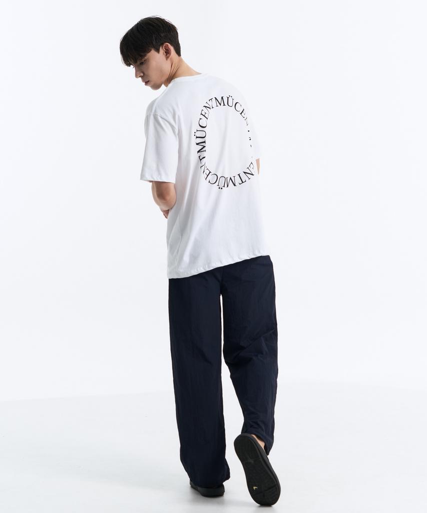 MUCENT Signature Back Round Logo Loose Fit Short Sleeve T-Shirt (White)