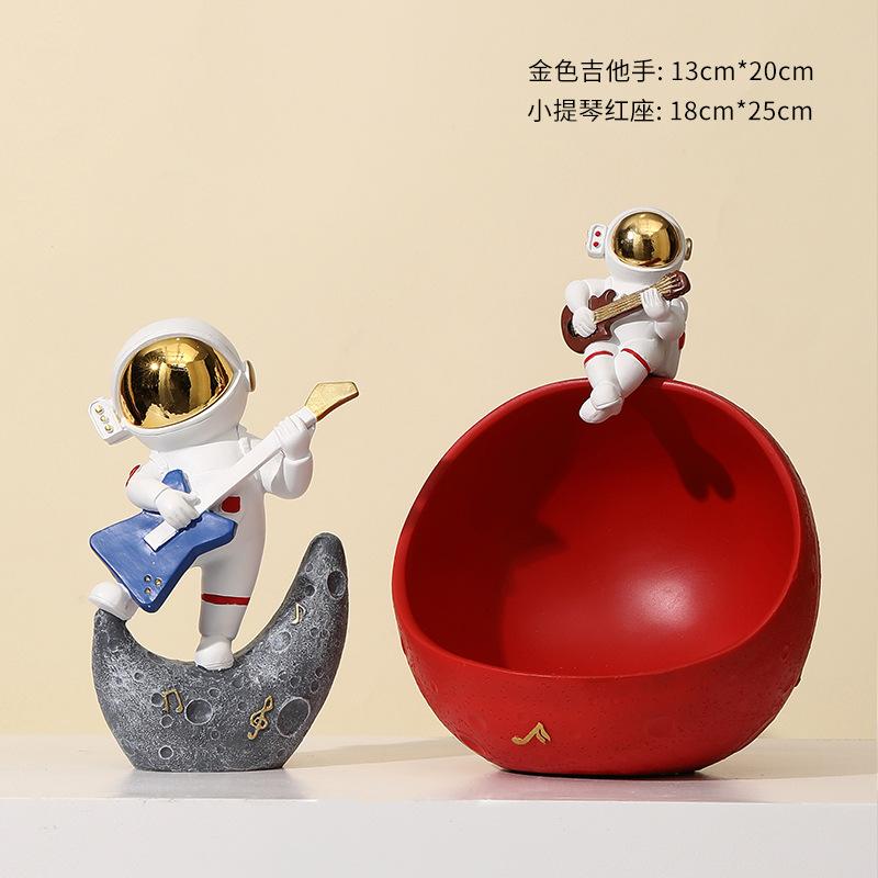Creative Astronaut Entrance Closet Key Storage Tray Living Room Desktop Astronaut Home Decor
