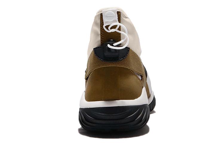 Nike Komyuter Se 'Светлая кость' AA0531-002