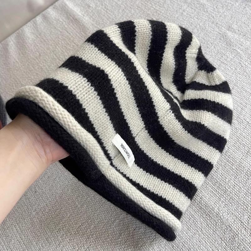Unisex 100% Wool Reversible Knit Hat - Elastic, Warm Winter Beanie for Men and Women