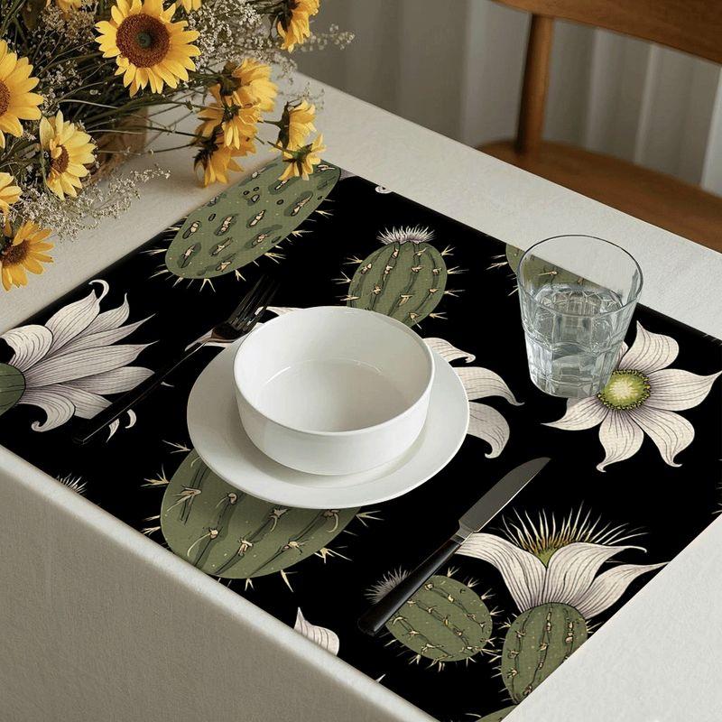 4pcs/6pcs Rectangular Placemats Suitable for Home & Restaurants - Vintage Black with Green Cactus & White Flower Wallpaper Table Mats, Seamless Heat-R