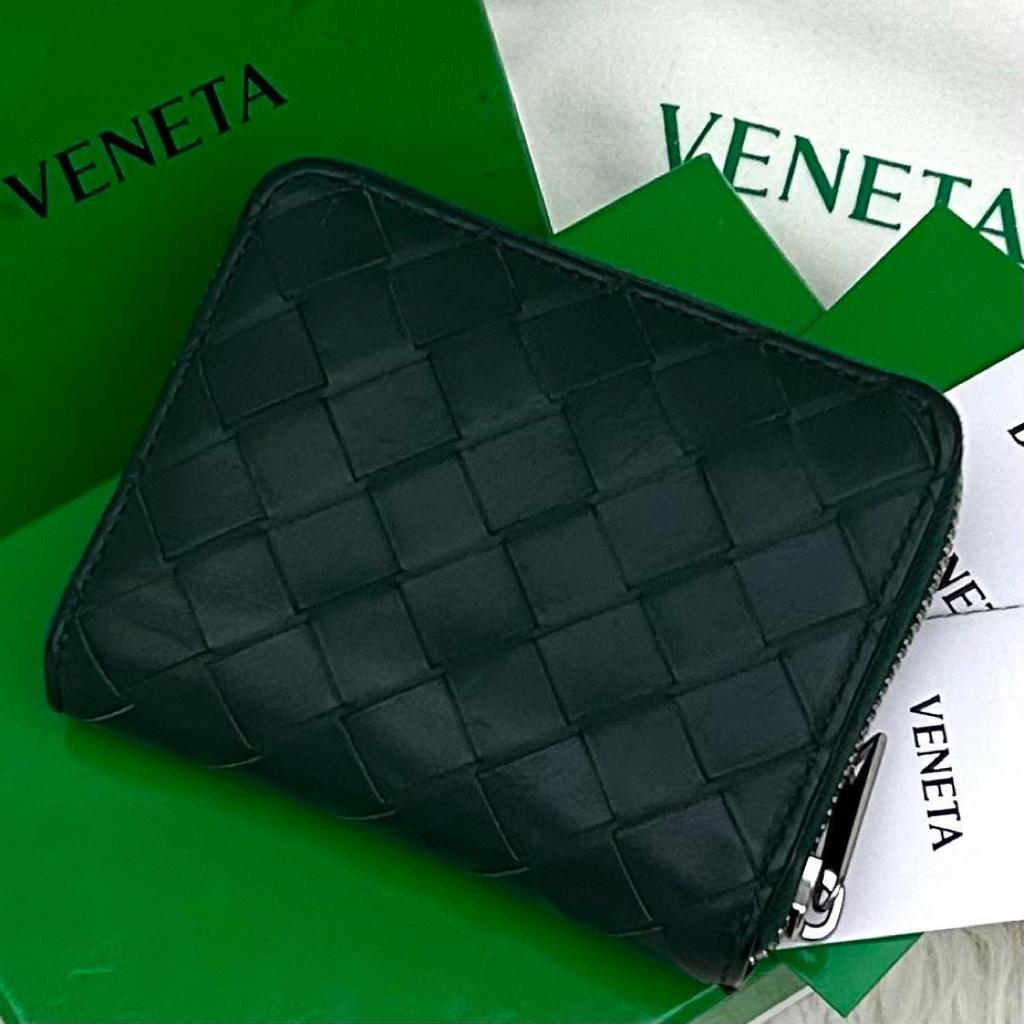 Used RFID-equipped BOTTEGA VENETA Intrecciato wallet green