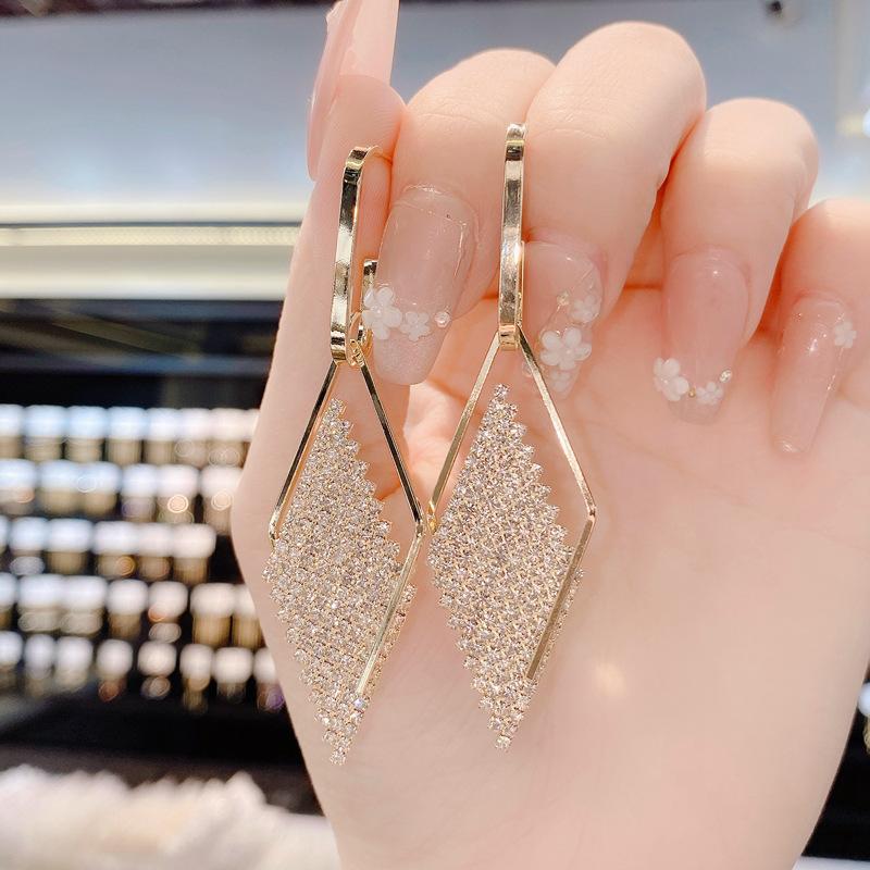 Hot Selling Light Luxury High-end Temperament Geometric Diamond Earrings, Internet Famous Personality Exaggerated and Atmospheric Earrings