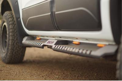 Боковые пороги Dakar V2 с LED (2019-2025, 2 шт, металл) для Mitsubishi L200