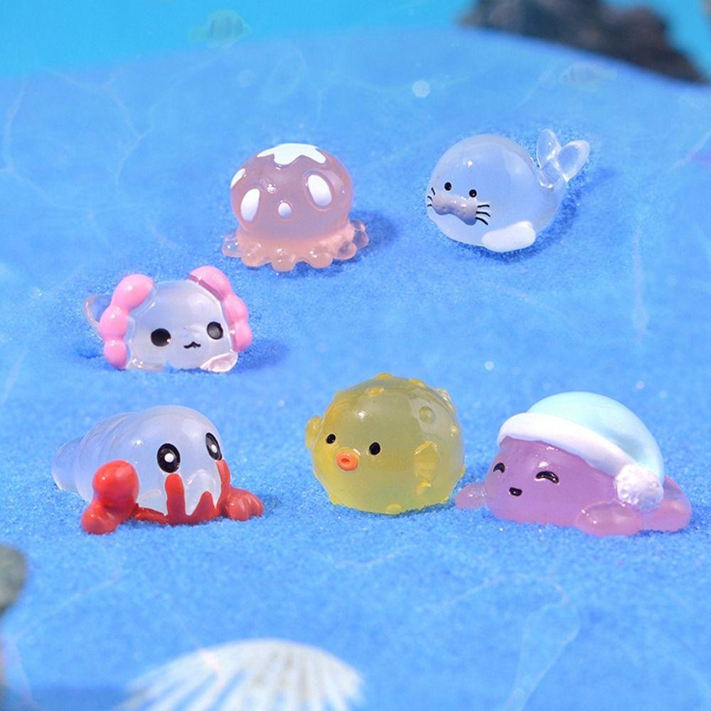 Creative Funny Luminous Sea Animal Ornaments Resin Craft Animal Series Mini Cartoon 3D Micro Landscape Fish Tank Accessories