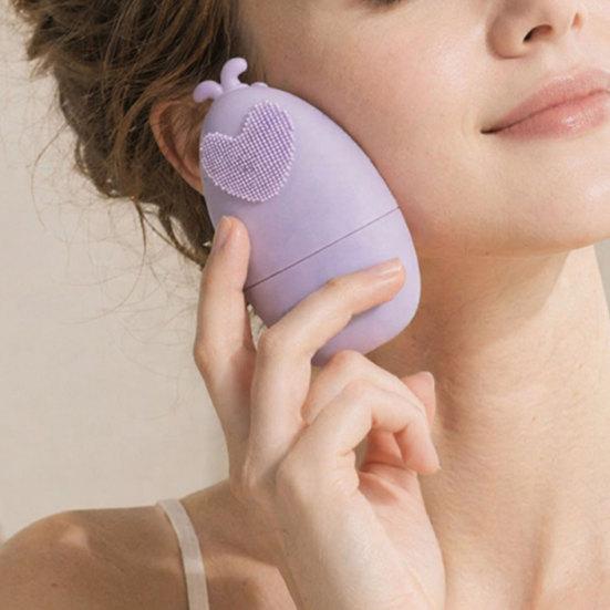 Silicone Ice Face Roller, Bunny Egg Shape Ice Mold for Skincare, Reusable Facial Massage Tool for Shrink Pores Anti Wrinkle Reduce Puffiness