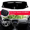Коврик на панель приборов Isuzu D-MAX, противоскользящий, защита от солнца