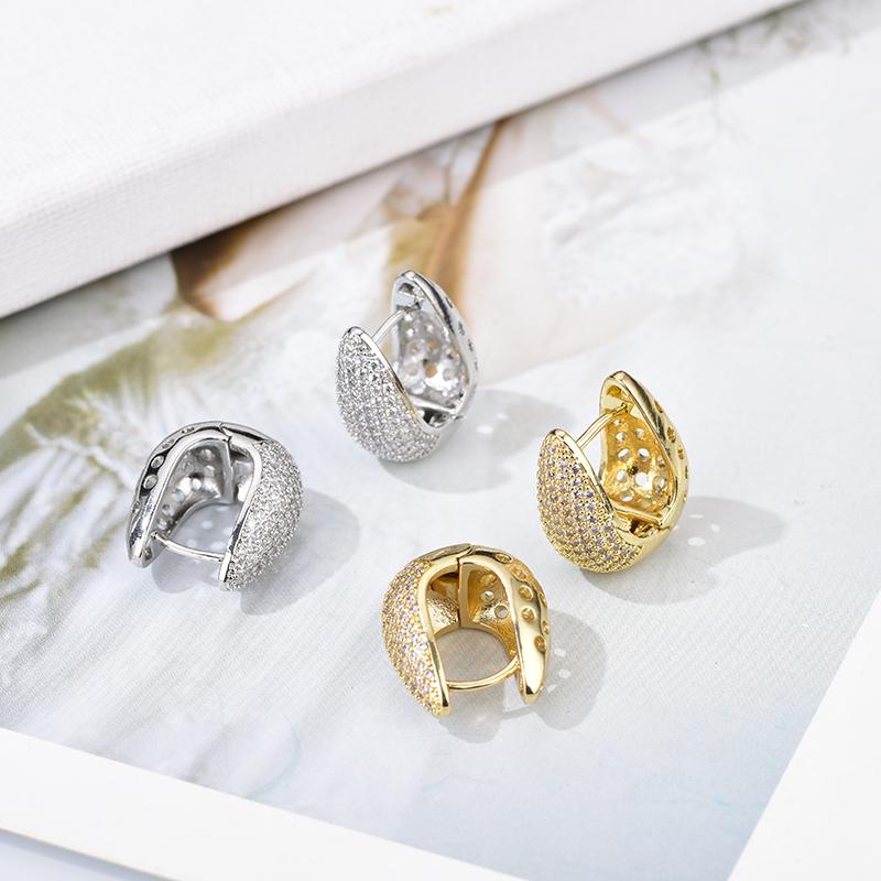 Luxury Elegant AAAA Zirconia Pave Huggie Hoop Earrings Woman Geometric U Shape Bridal Wedding Engagement Daily Vintage Jewelry