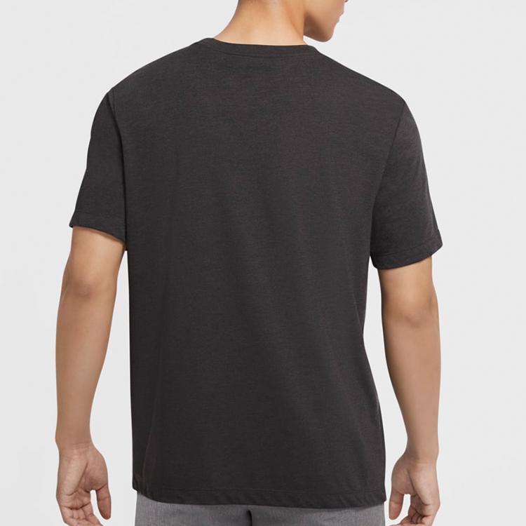 Nike Мужская футболка с коротким рукавом Yoga Dri-FIT CT6477-010