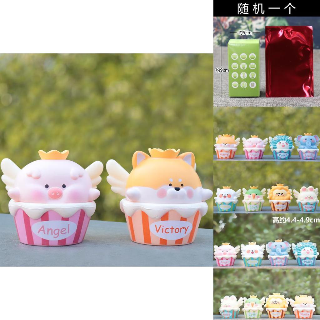 Flying Animal Pvc Toy For Table Decoration And Unique Gift For Collectors