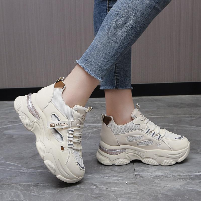 Весенние новые сетчатые дышащие туфли на внутренней платформе для женщин 2025, женские спортивные туфли на толстой подошве с платформой, кроссовки для папы, женские