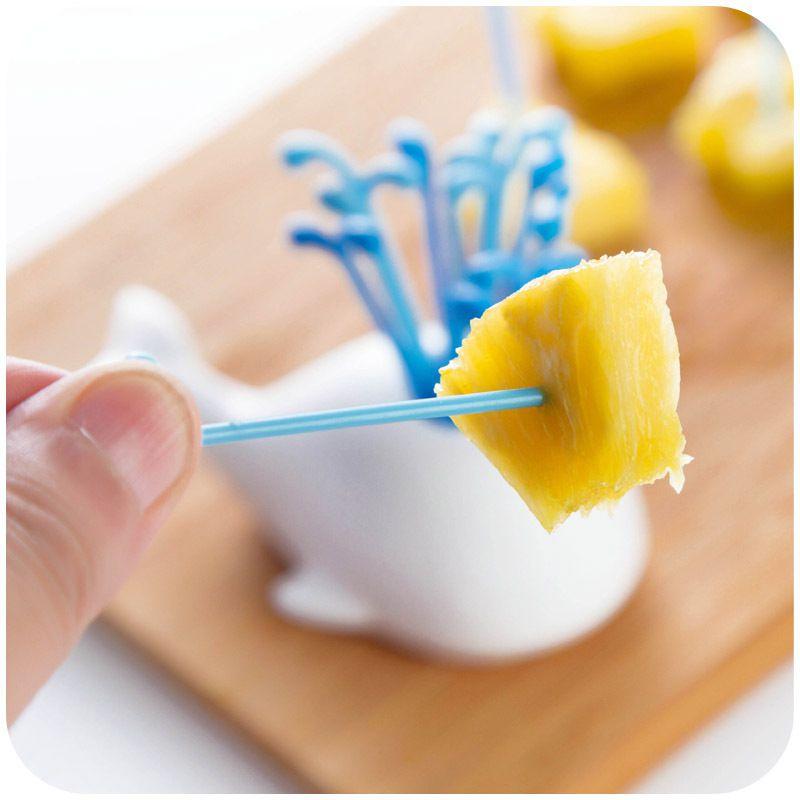 Charming Whale-themed Kitchen Utensil Set With 16 Colorful Fruit Vegetable Forks