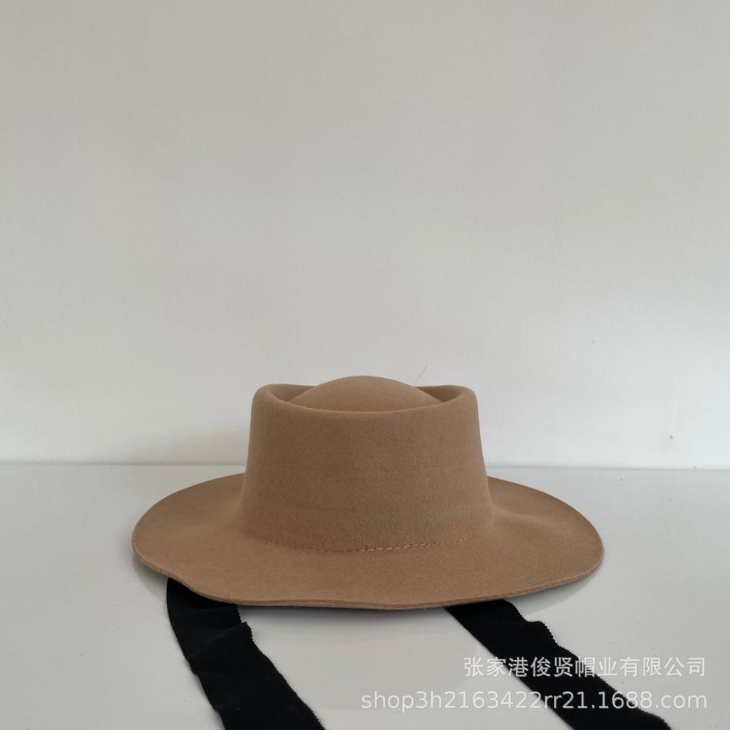 Children's hats autumn and winter new woolen hats travel versatile ring top straps wool felt concave top hat