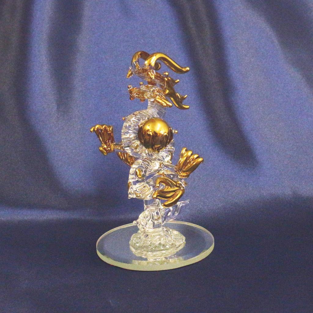 Four Cart Handmade Glass Feng Shui Good Luck Ascending Dragon Stainless Steel 8.5cm Long