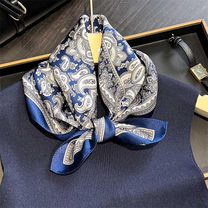 Luxury Brand 100% Natural Silk Scarf Women Design Small Square Shawl Hair Ribbon Headband Fashion Neckerchief Bandana