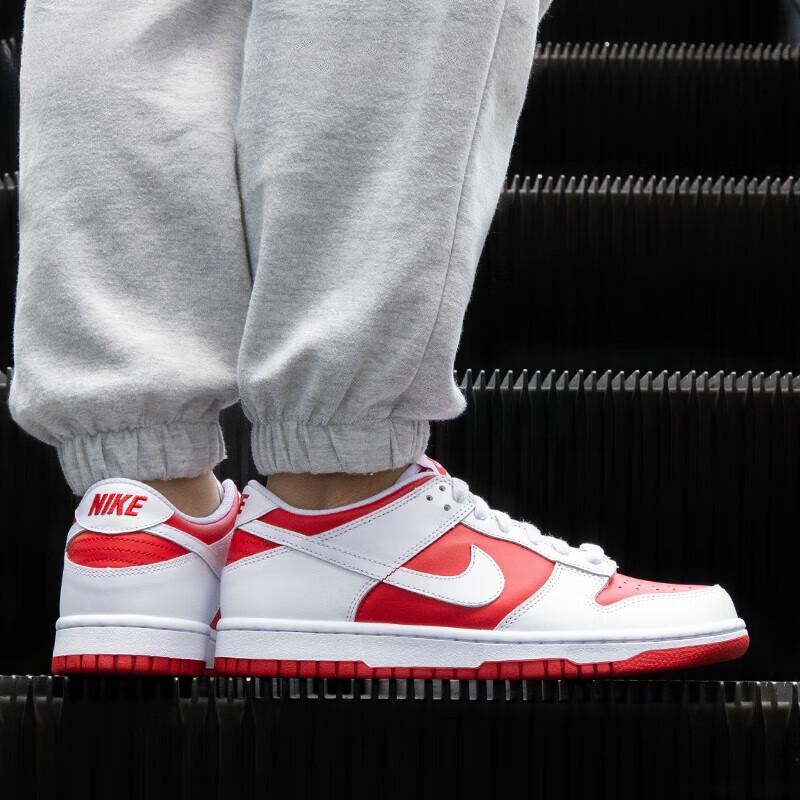 Nike Детские кроссовки Dunk Low GS Championship Red University-Red White Total-Orange CW1590-600