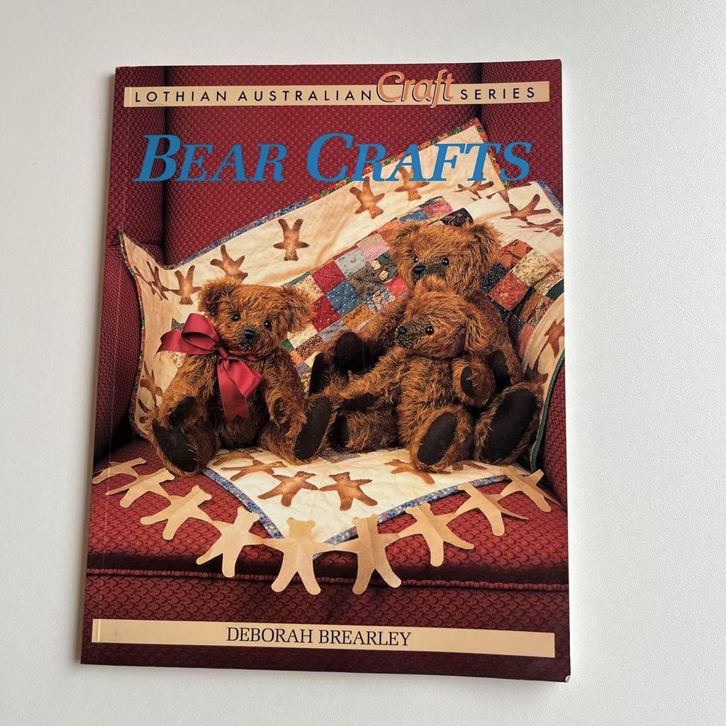 [USED] "THE JOY OF TEDDY BEARS" 2 foreign books