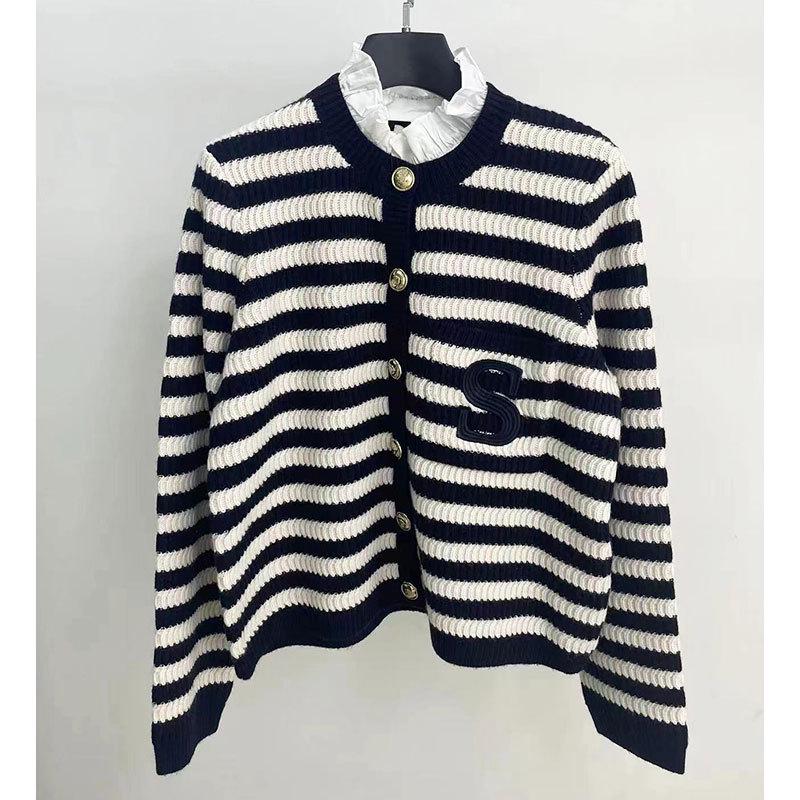 Женский полосатый вязаный кардиган с воротником «лепесток лотоса» на осень/зиму 2023 года - Элегантный шерстяной свитер в стиле «маленький аромат»