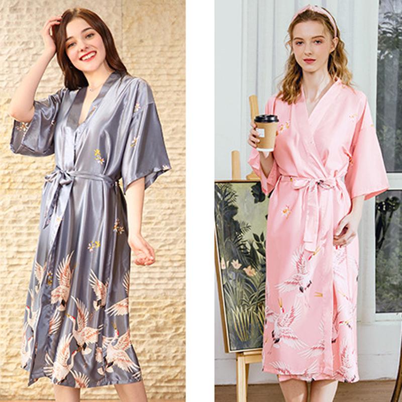 Шелковый халат в принтом фламинго