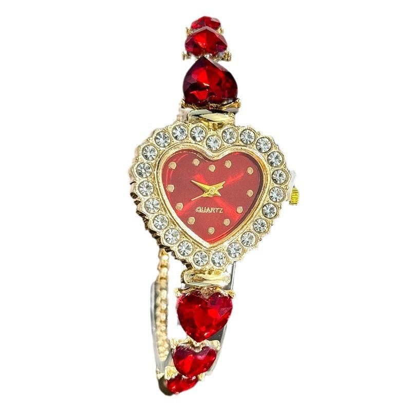 Love Pattern Decorative Bracelet Quartz Watch with Diamond Dial Pull-out Strap Women's Fashion Watch