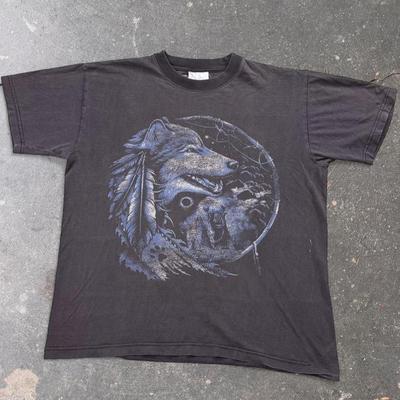 1990s Native American Wolf Bear Dreamcatcher Graphic Tee | Medium