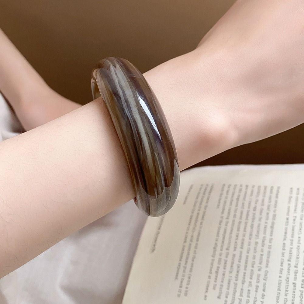 Smudging Irregular Wide Bracelet Curved Retro Hand Ring Creative Acrylic Open Bangle Decoration