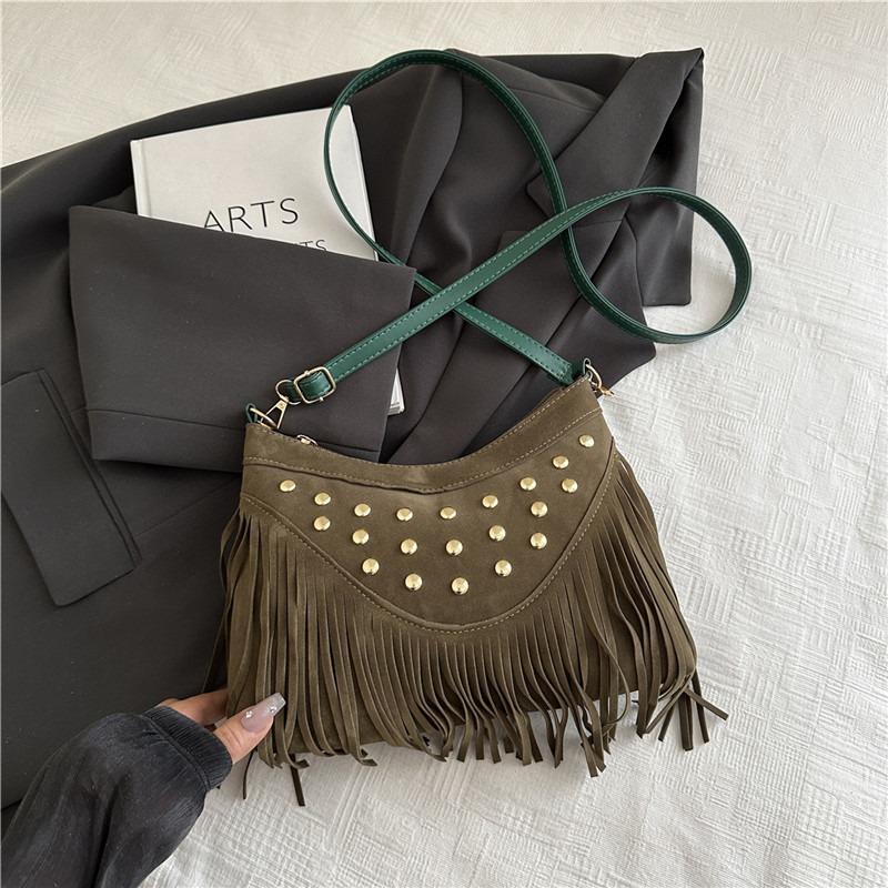 Сумка с кисточками и заклепками, женская новая трендовая сумка-седло в стиле Майяр, универсальная ветрозащитная сумка-мессенджер