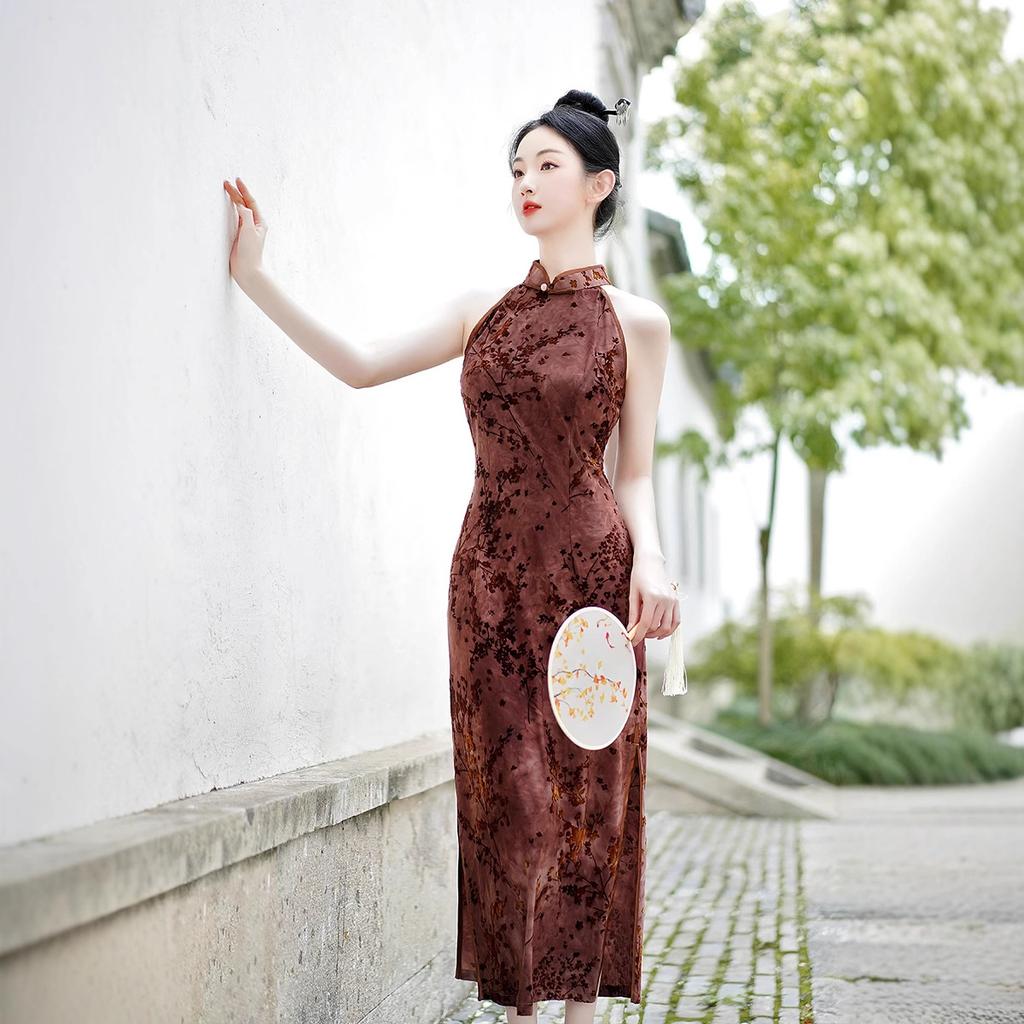 1011 summer and autumn new Chinese neck cheongsam new medium and long dress wedding ceremony slim performance generation