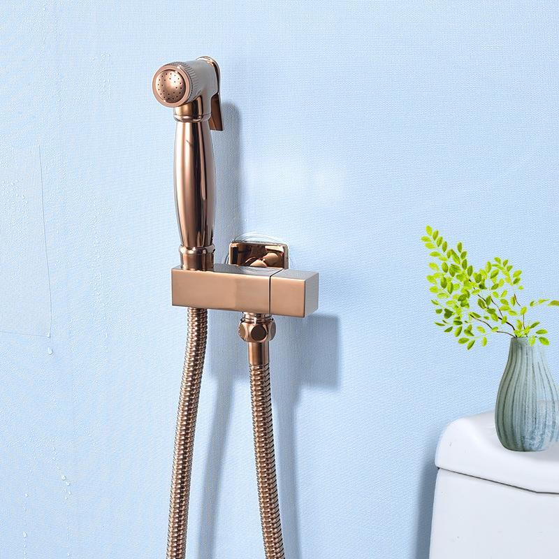 High Quality Modern Hotel Use Brass Wall-Mounted Vertical Spray Bathroom Bidet Sprayer Set Rose Gold Handheld Toilet Sprayer