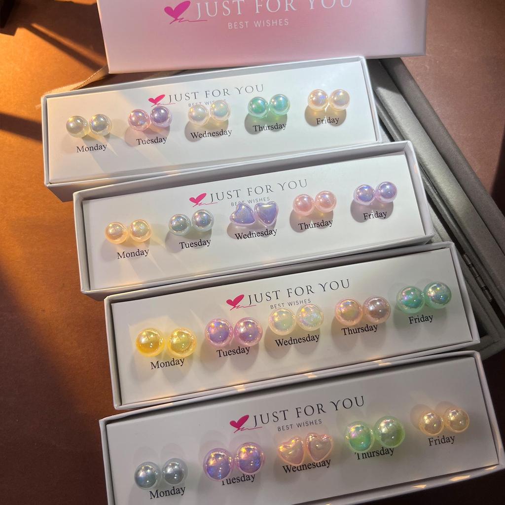 Pearl Stud Earring Gift Set: Fall/Winter French Sugar Cube Design for Elegant Style