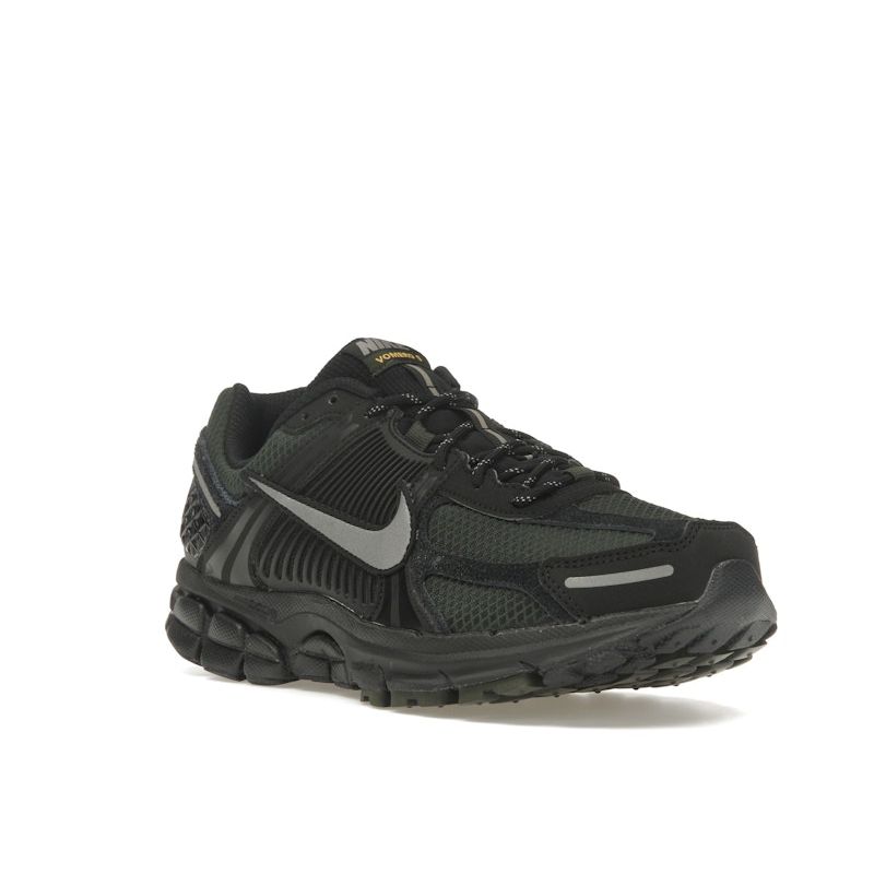 Nike Кроссовки Air Zoom Vomero 5 Black Sequoia Unisex Flat-Pewter Metallic-Pewter HV2527-001